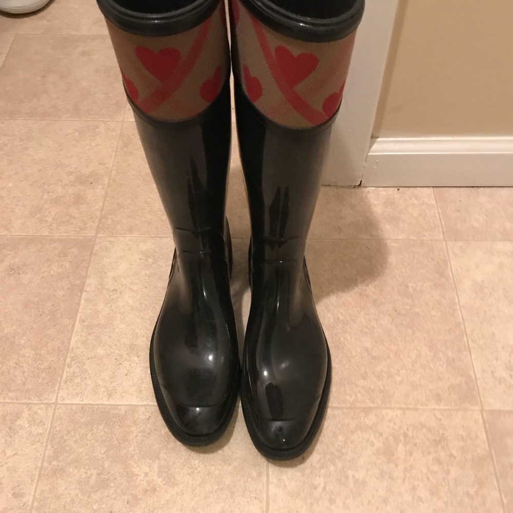Rain boots